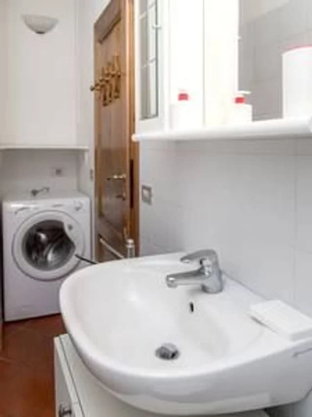 3 room flat for rent in Via Santa Caterina D'Alessandria, 27