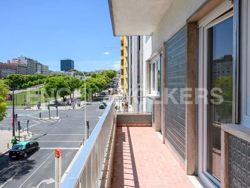 T3 flat for rent in Bairro dos Actores