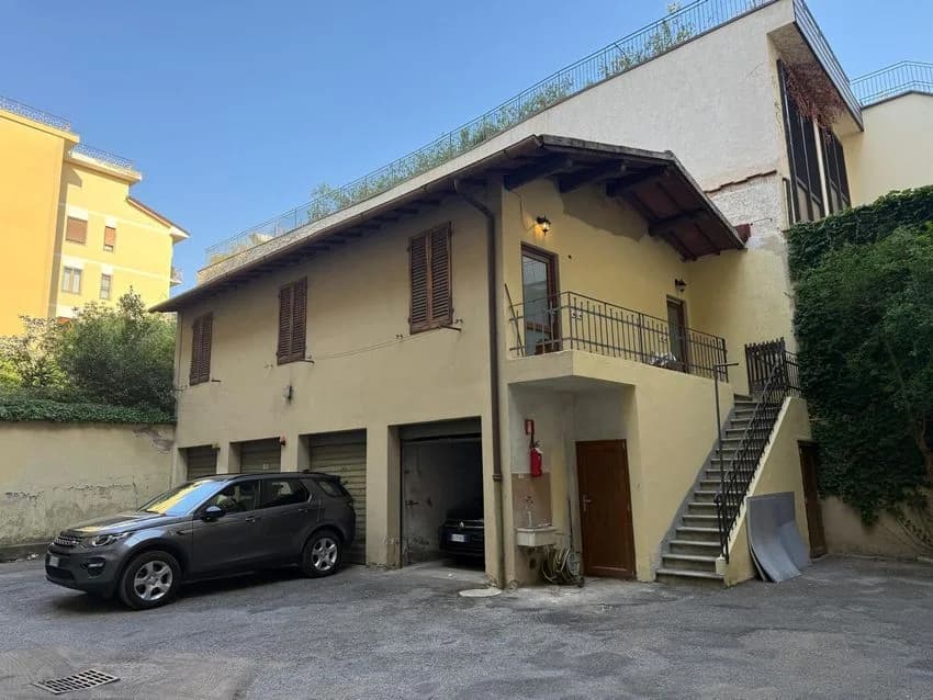 2 room flat for rent in Via Jacopo Nardi Nn