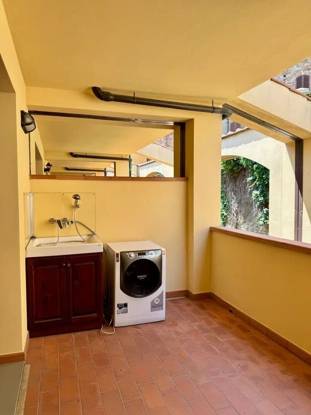 Duplex for rent in Viale Francesco Petrarca, 130