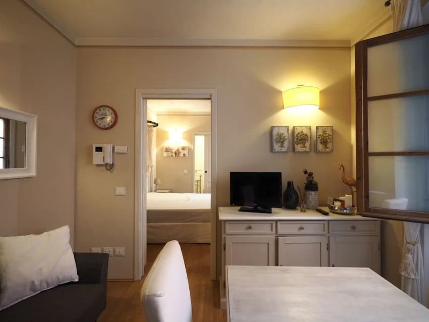2 room flat for rent in Via Francesco Caracciolo Nn