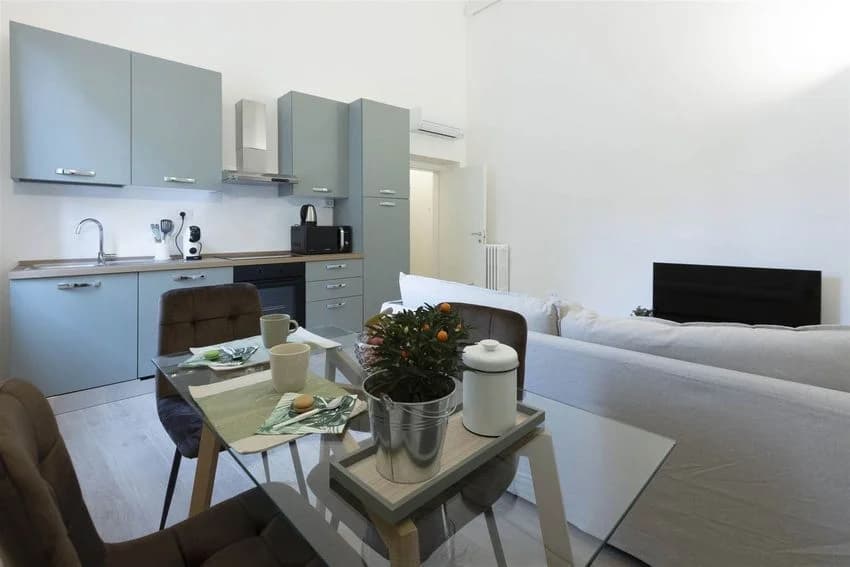 3 room flat for rent in Via Pippo Spano
