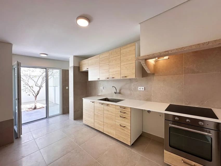 T2 flat for rent in rua Dom Afonso Henriques, 36