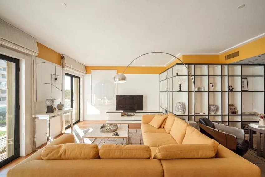 T5 flat for rent in avenida Infante Santo, 60
