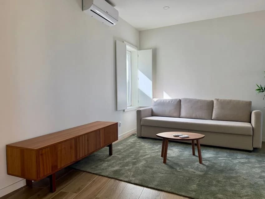 T1 flat for rent in rua da Bela Vista à Graça