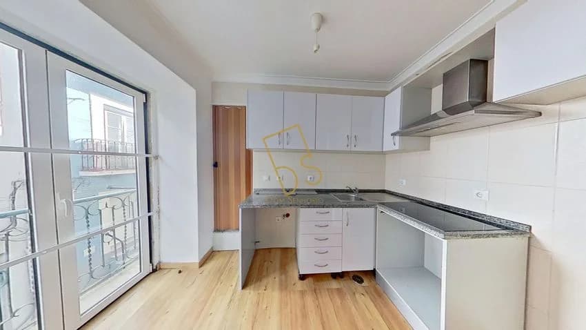 T1 flat for rent in travessa do Terreiro a Santa Catarina