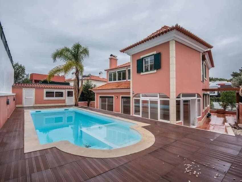 Detached house for rent in Centro de Cascais